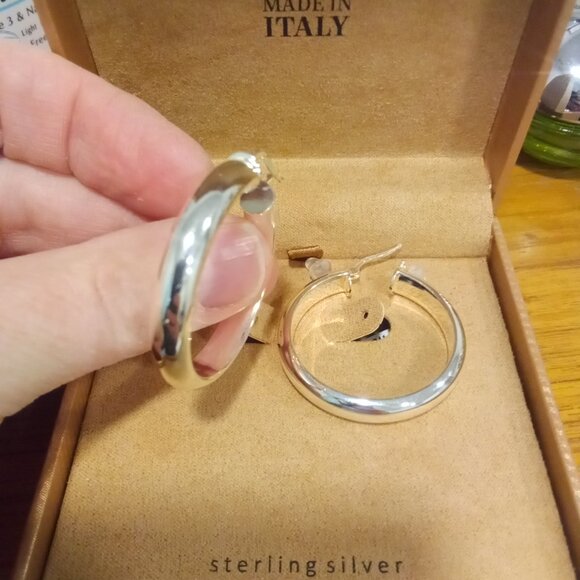 Mia Fiore Silver close hoop earrings - Picture 2 of 3